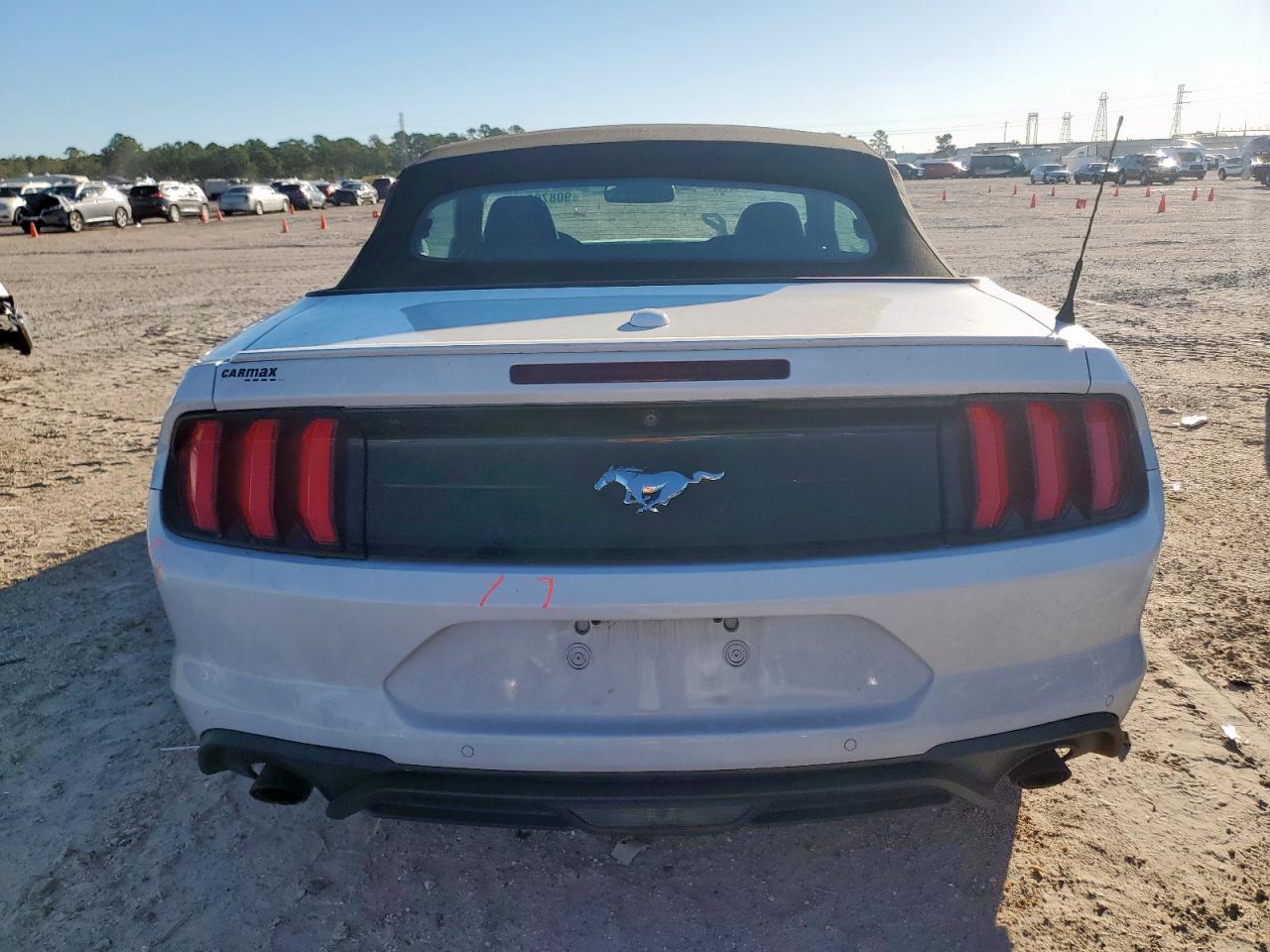 2020 Ford Mustang VIN: 1FATP8UH1L5121513 Lot: 90879215