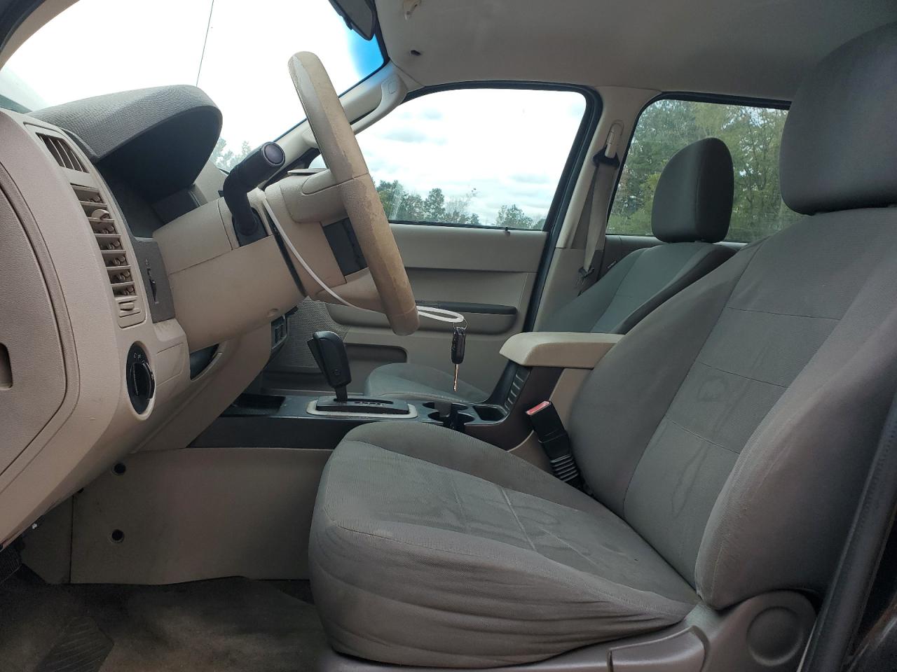 2010 Ford Escape Xls VIN: 1FMCU0C75AKC24408 Lot: 82497505