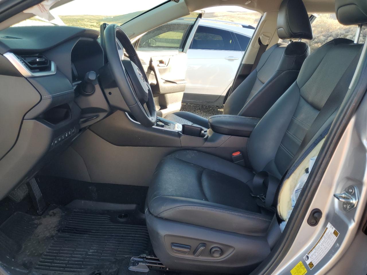 2023 Toyota Rav4 Limited VIN: JTMD6RFV8PD104732 Lot: 82253635