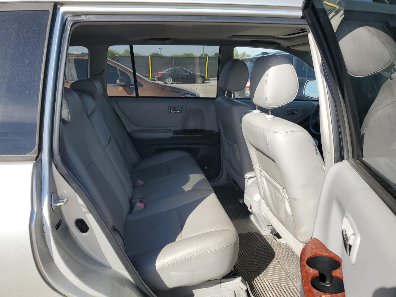 2004 Toyota Highlander VIN: JTEEP21A740033387 Lot: 81937865