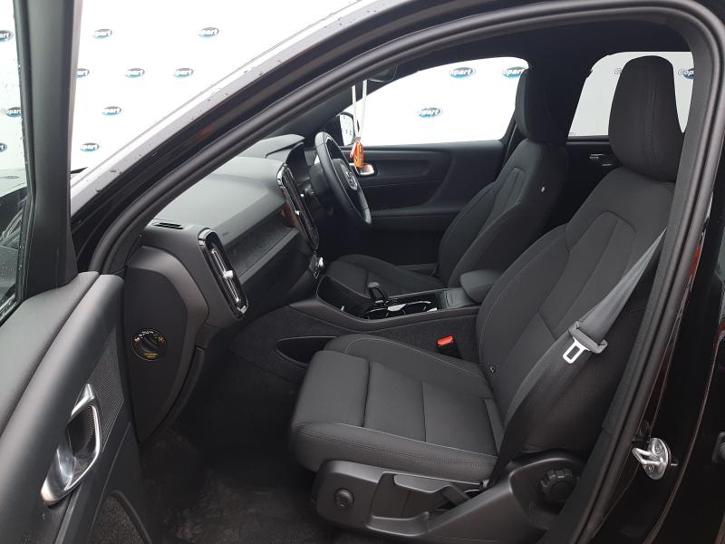 2024 VOLVO XC40 CORE RECHARGE EV 