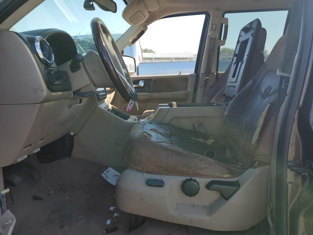 2005 Ford Expedition Eddie Bauer VIN: 1FMFU185X5LA90523 Lot: 85572375