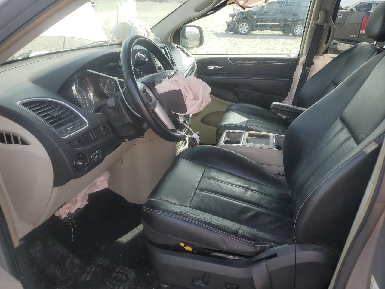 2015 Chrysler Town & Country Touring VIN: 2C4RC1BG1FR637654 Lot: 82602265