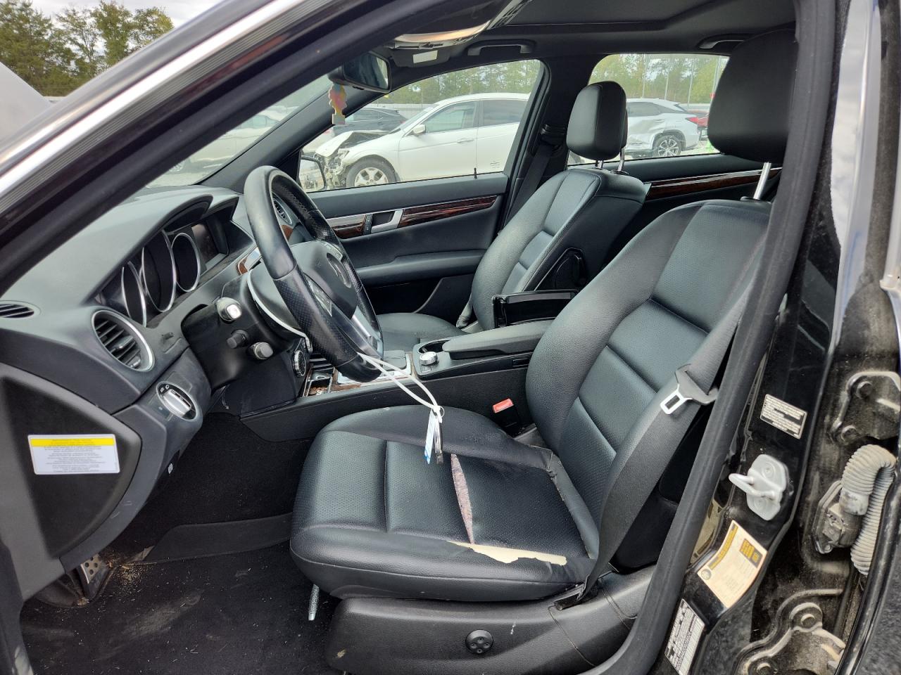 2013 Mercedes-Benz C 300 4Matic VIN: WDDGF8AB2DR258524 Lot: 85780205