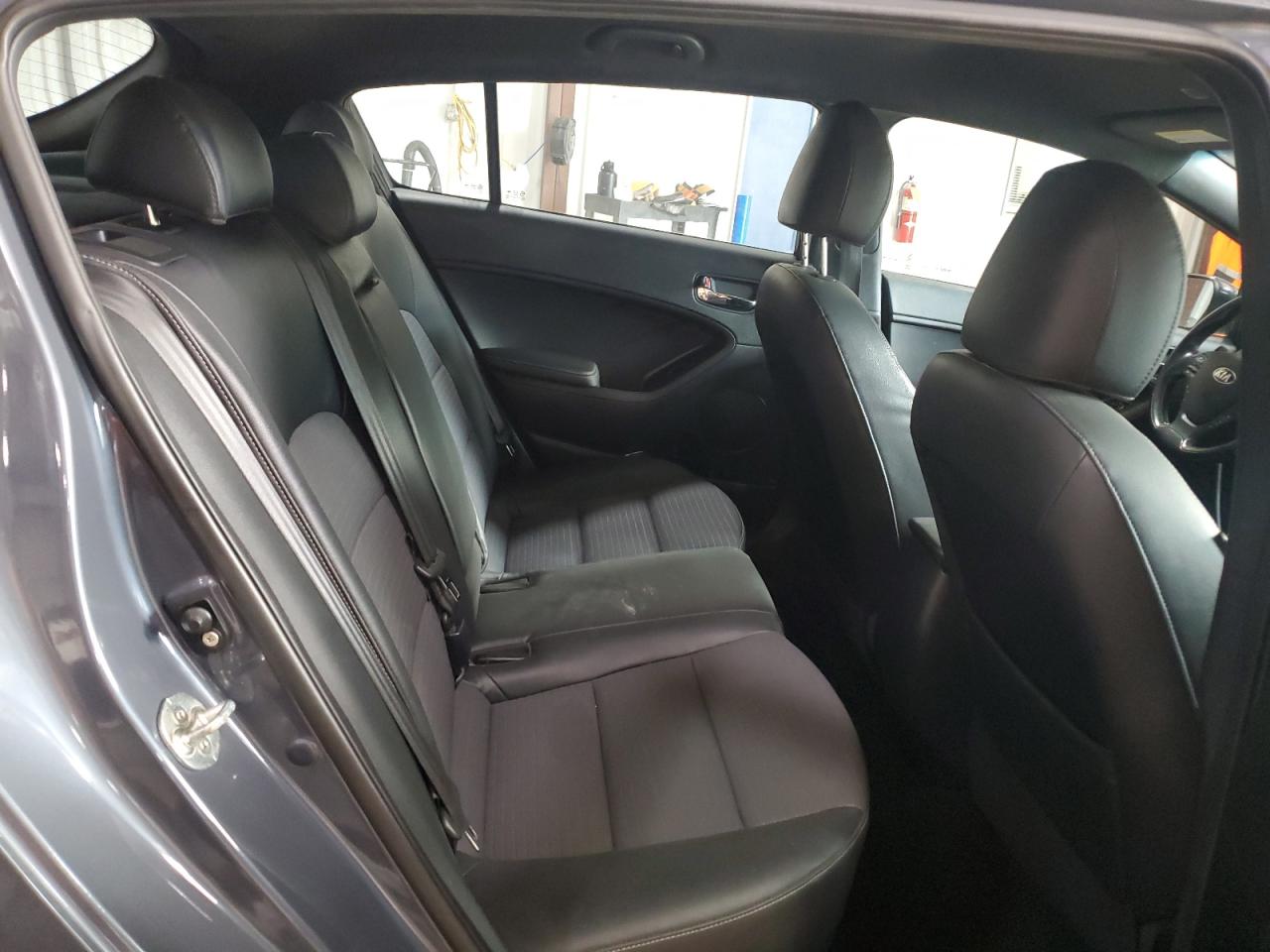 2016 Kia Forte Sx VIN: KNAFZ5A30G5631864 Lot: 85255015