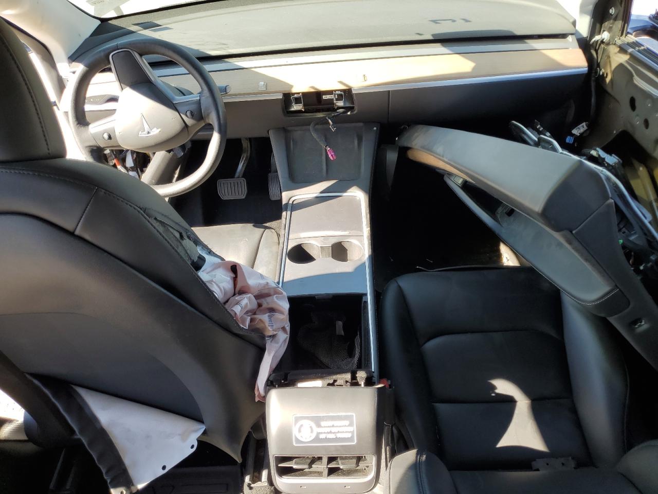 2024 Tesla Model Y VIN: 7SAYGDEE2RA234455 Lot: 90511515