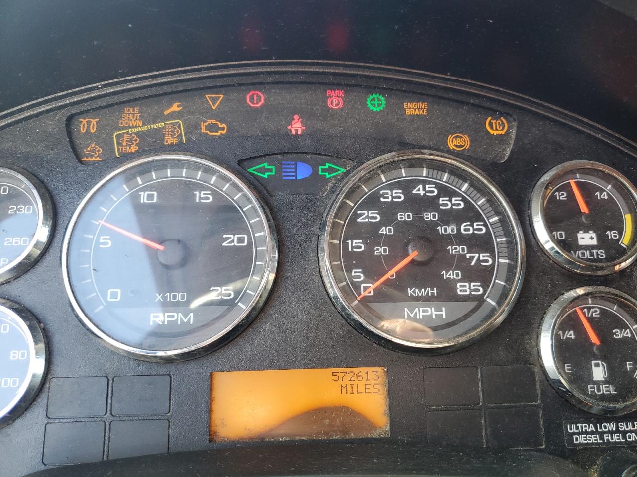 2014 International Prostar Semi Truck VIN: 3HSDJSNRXEN795467 Lot: 82383495