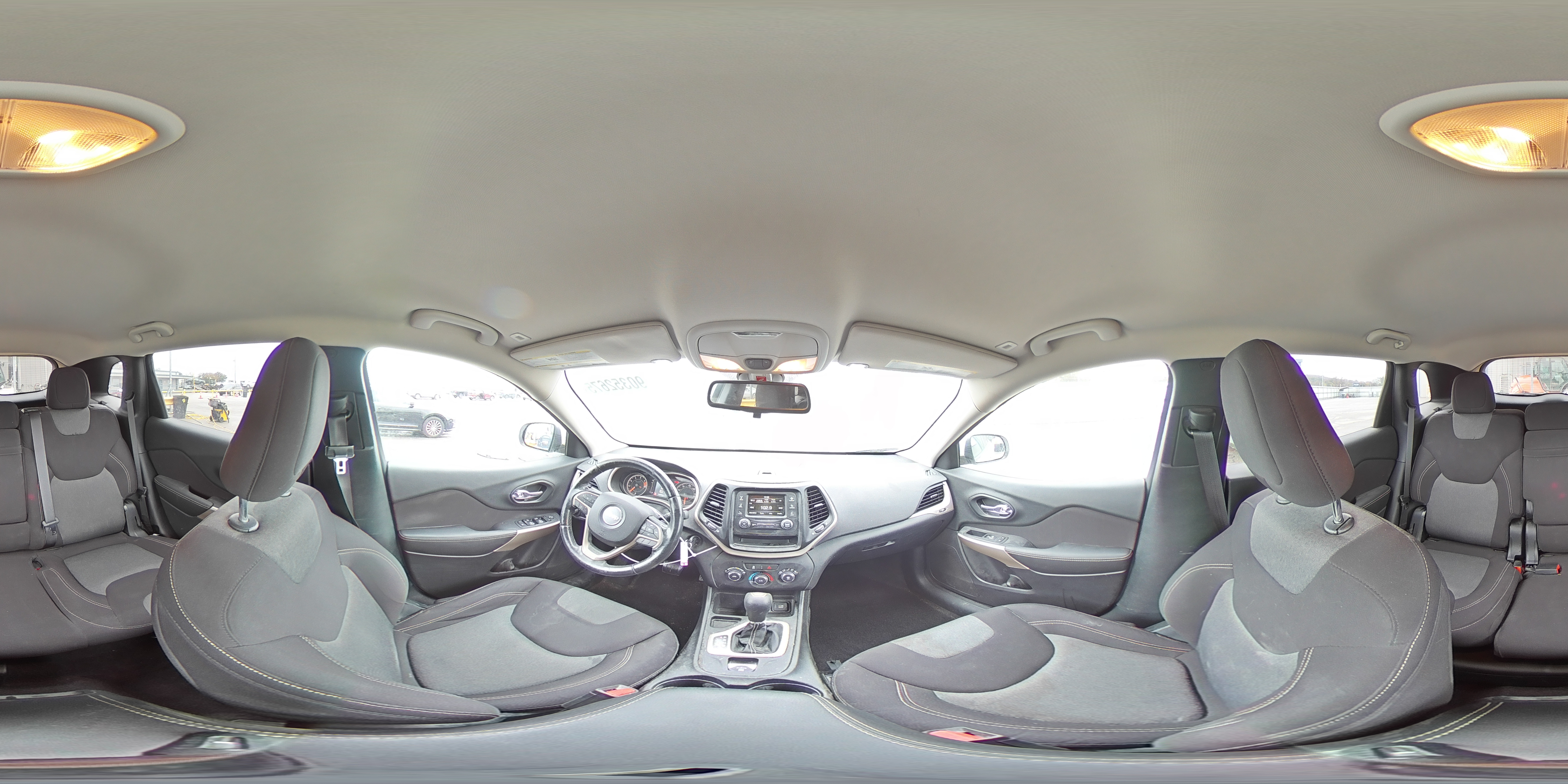 2018 Jeep Cherokee Latitude VIN: 1C4PJLCB2JD543161 Lot: 90352675