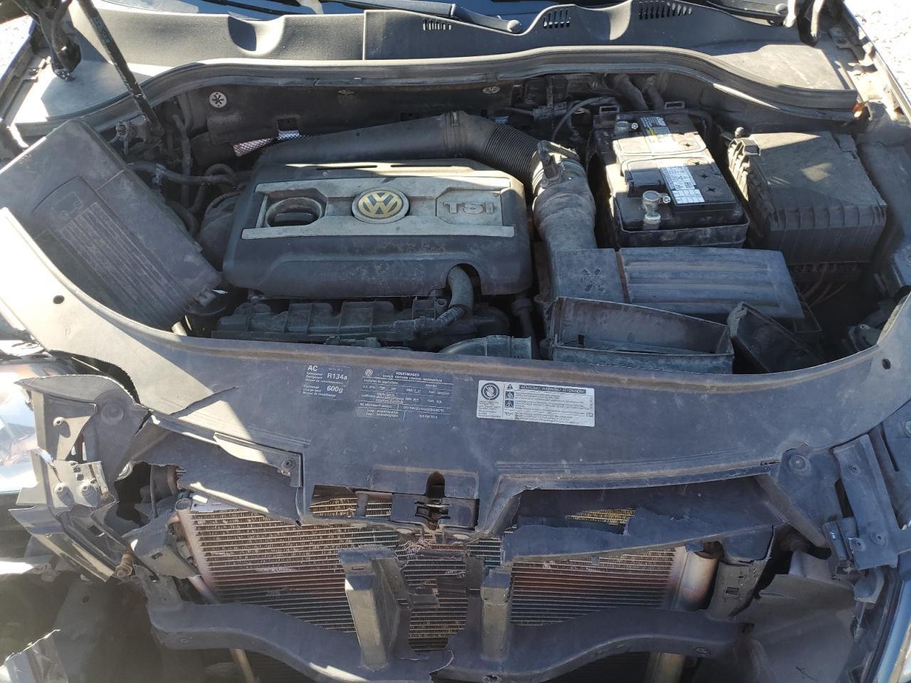 2010 Volkswagen Passat Komfort VIN: WVWJK7AN1AE068796 Lot: 82408025