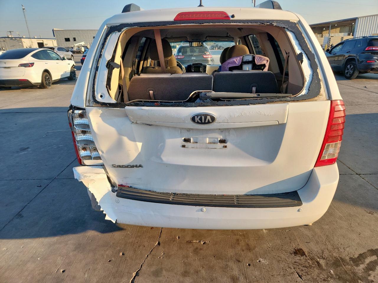 2014 Kia Sedona Lx VIN: KNDMG4C73E6538662 Lot: 84829025