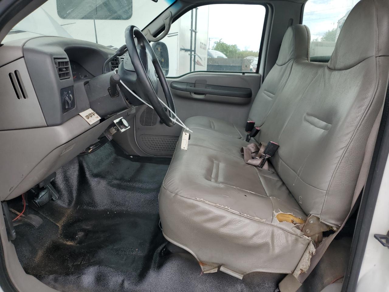 2000 Ford F550 Super Duty VIN: 1FDAF56F6YEC39980 Lot: 86289605