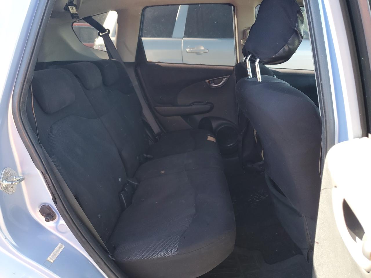 2010 Honda Fit Sport VIN: JHMGE8H40AC037036 Lot: 87218015