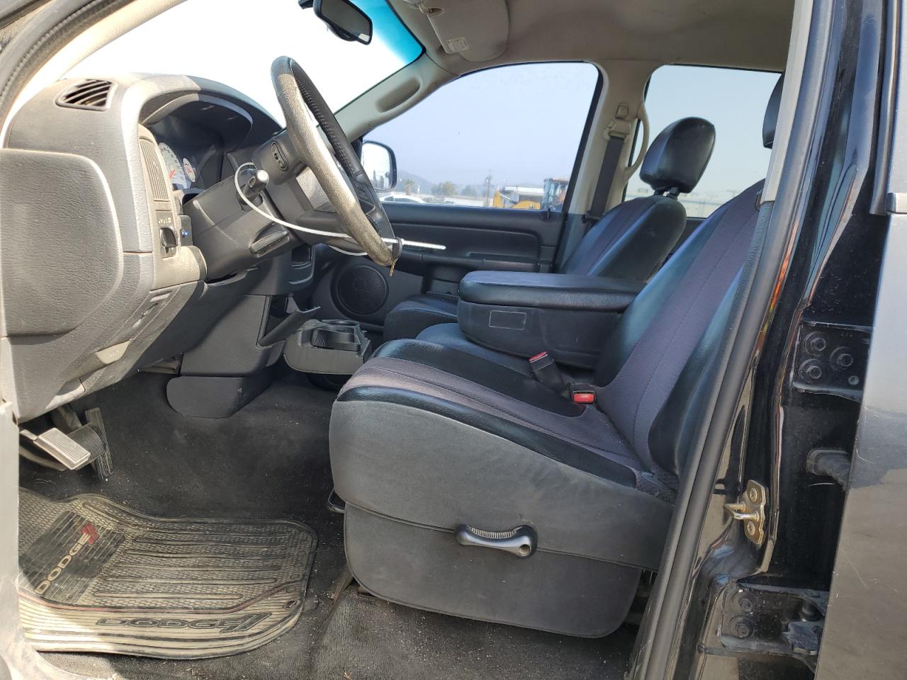 2004 Dodge Ram 1500 St VIN: 1D7HA18N94S754049 Lot: 90273575