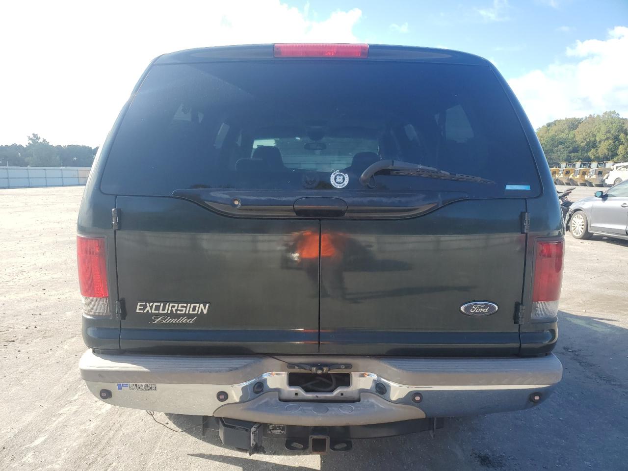 2002 Ford Excursion Limited VIN: 1FMSU43F22ED01861 Lot: 82265765