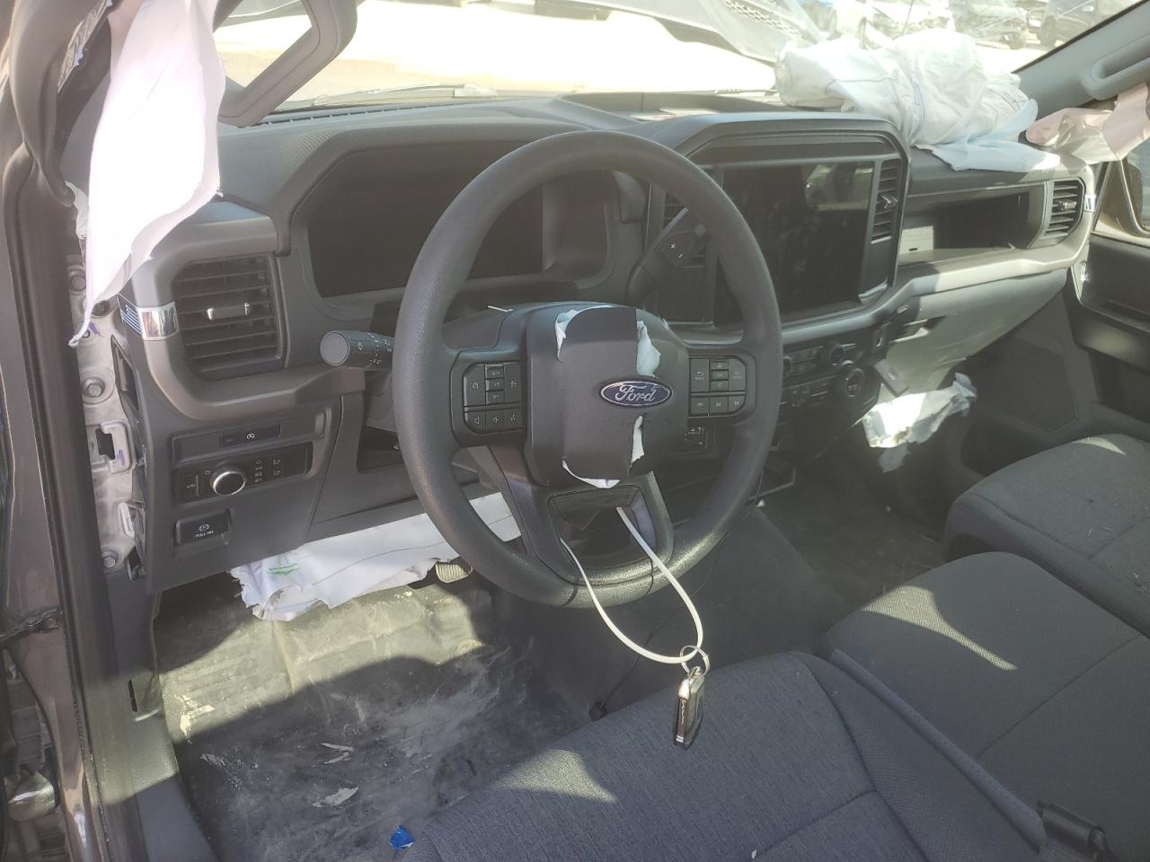 2025 Ford F150 Xl VIN: 1FTMF1L57SKE32573 Lot: 90278595