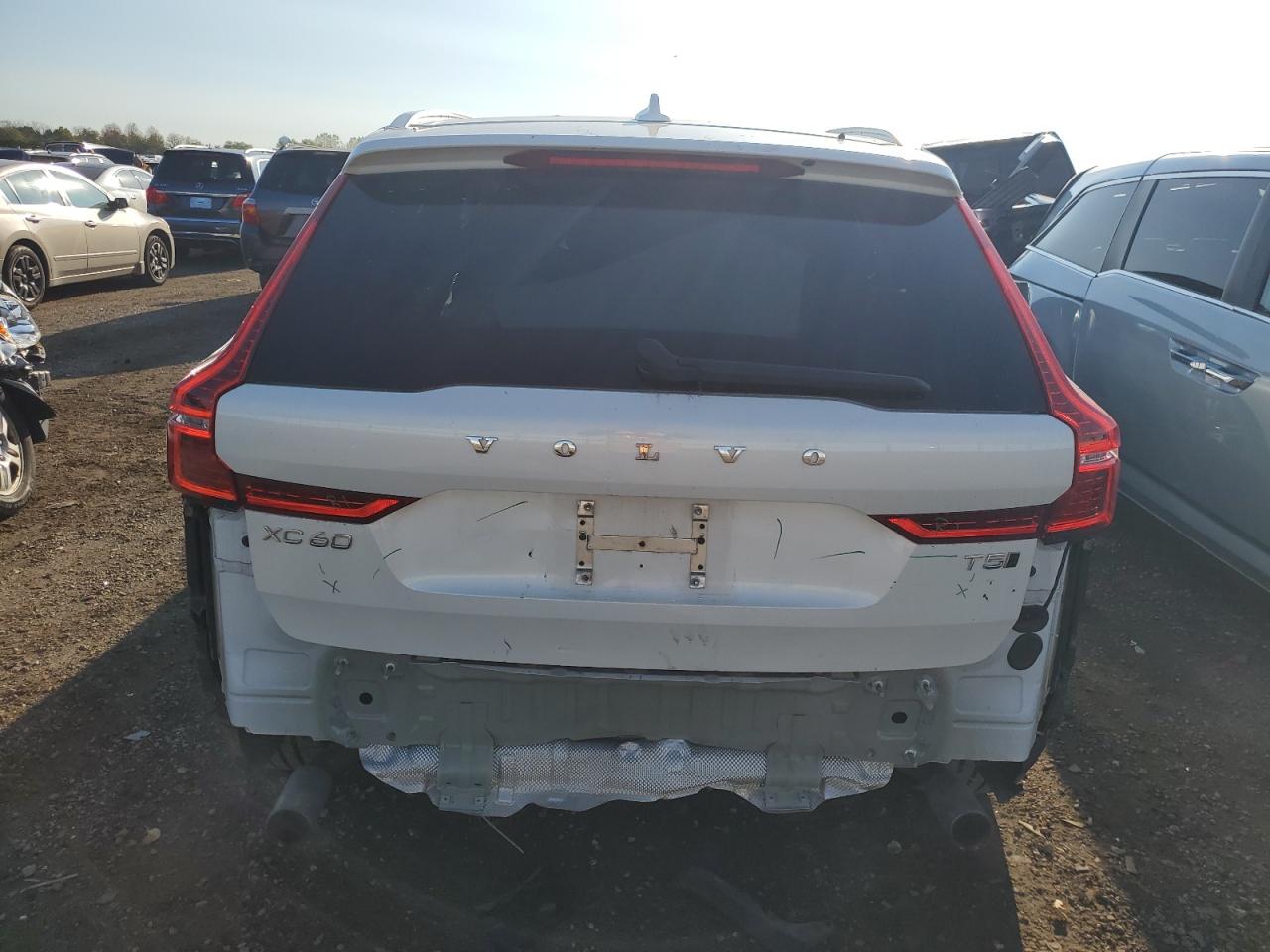 2021 Volvo Xc60 T5 Momentum VIN: YV4102RK5M1759177 Lot: 86796565