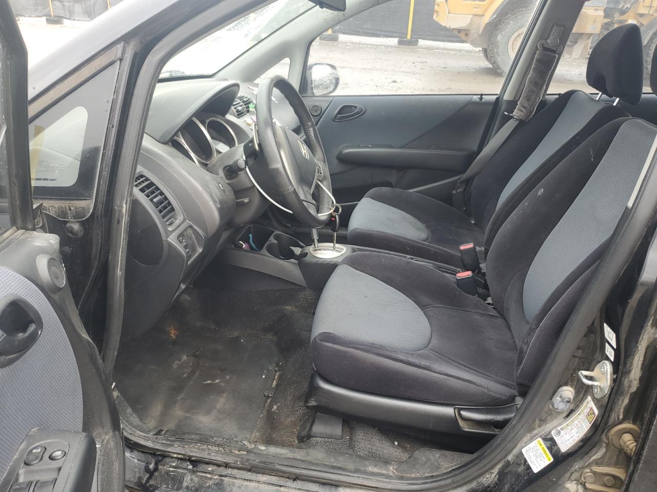 2007 Honda Fit S VIN: JHMGD38677S024970 Lot: 82258255