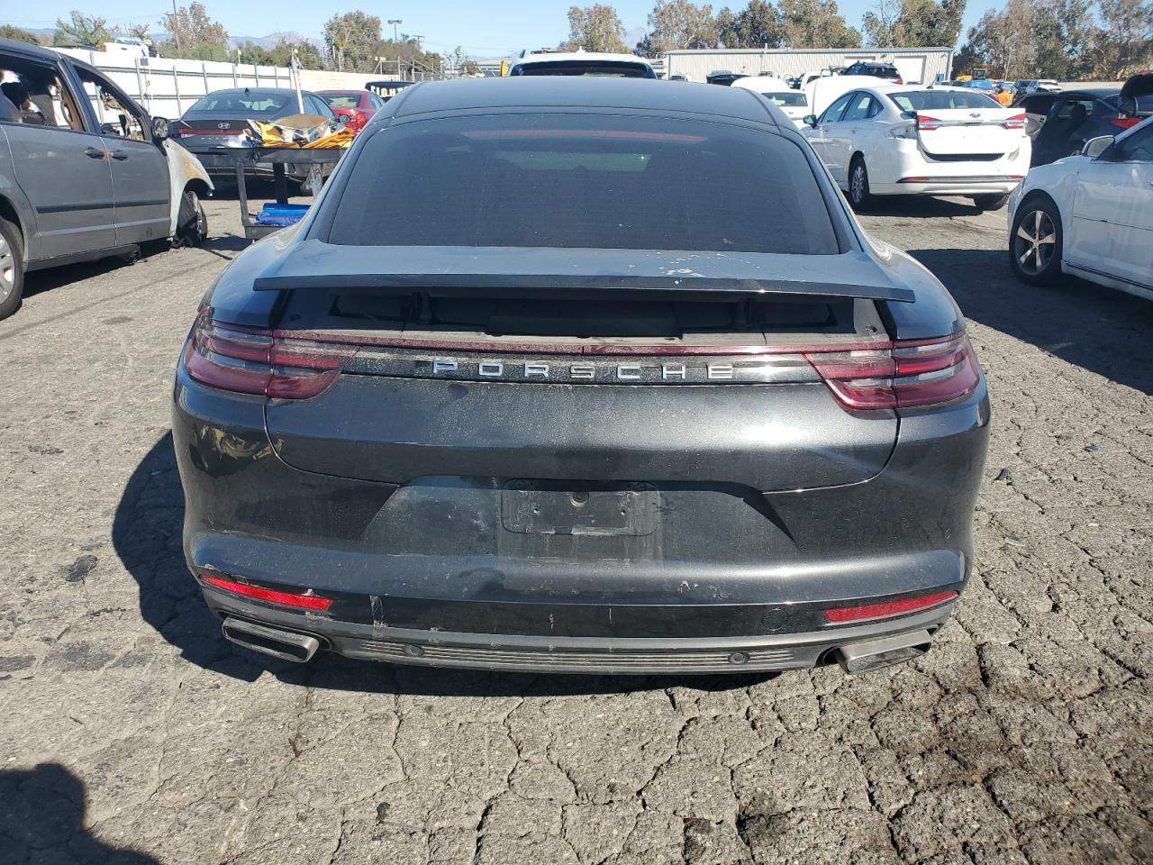 2018 Porsche Panamera 4 E-Hybrid VIN: WP0AE2A76JL127672 Lot: 90133895