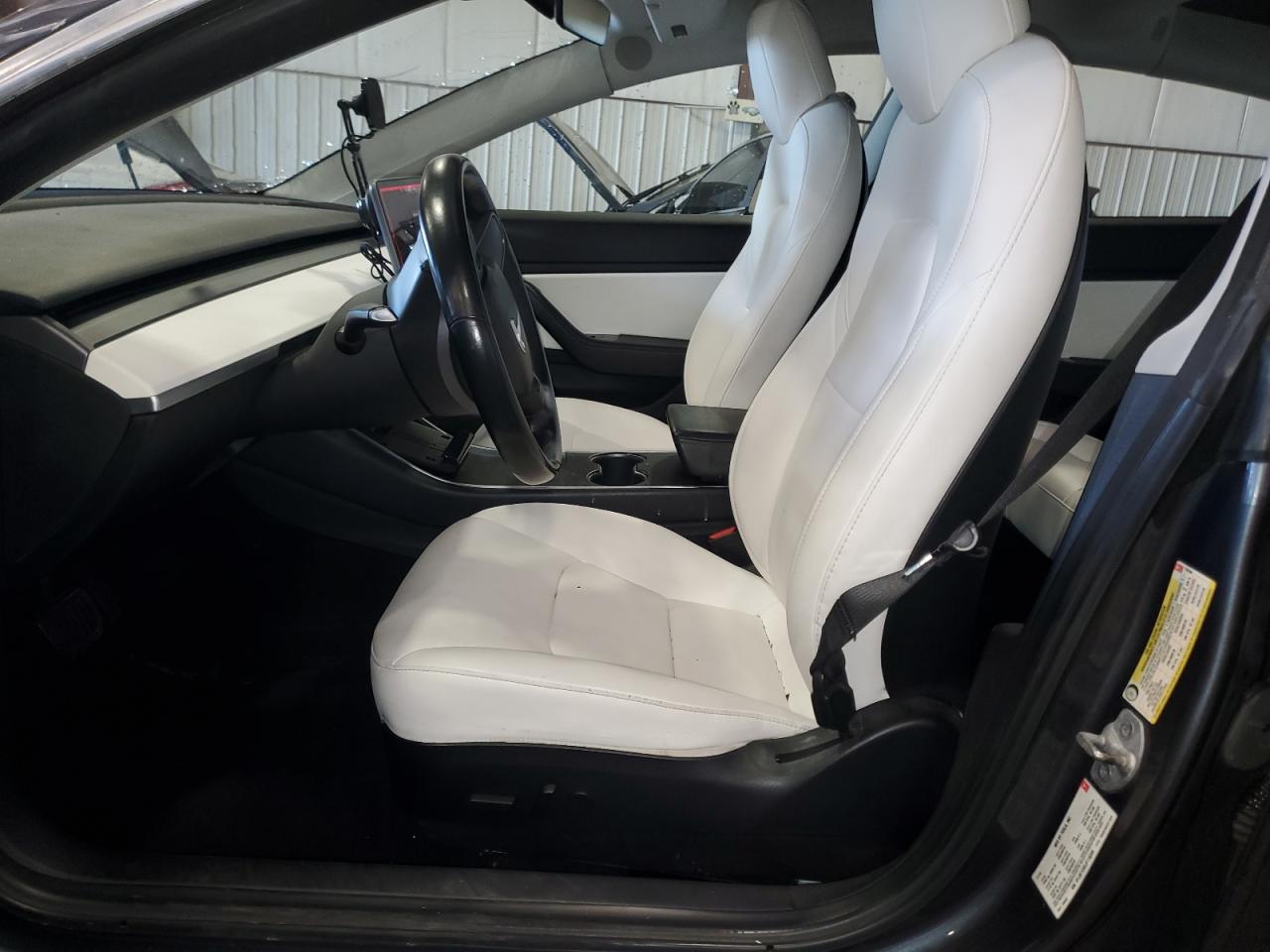 2018 Tesla Model 3 VIN: 5YJ3E1EBXJF116209 Lot: 85167435
