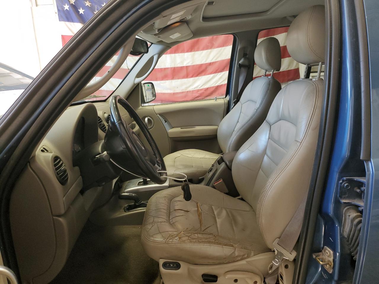 2004 Jeep Liberty Limited VIN: 1J4GL58K04W264423 Lot: 85288205