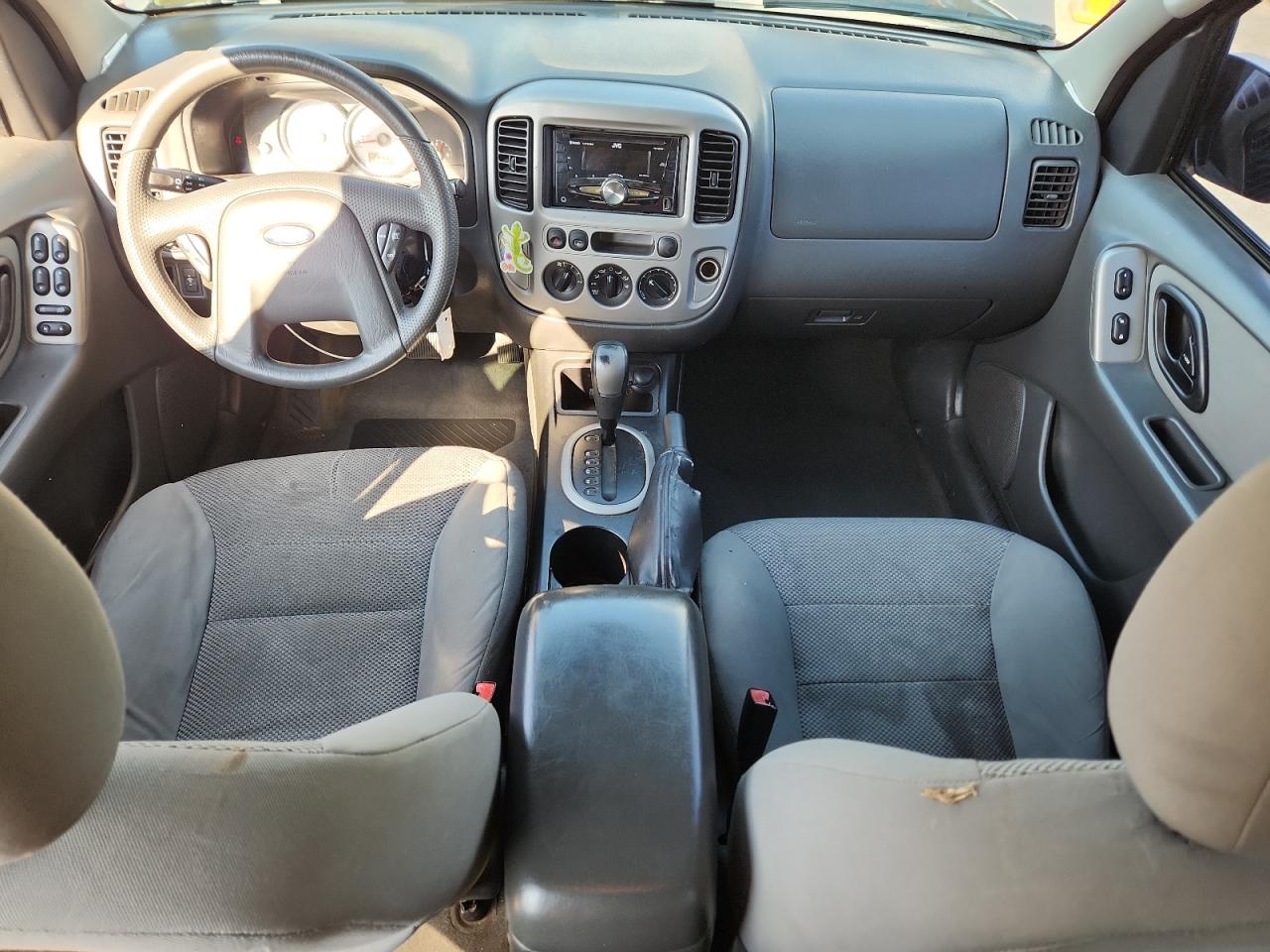 2005 Ford Escape Xlt VIN: 1FMYU03105KB07391 Lot: 85858105