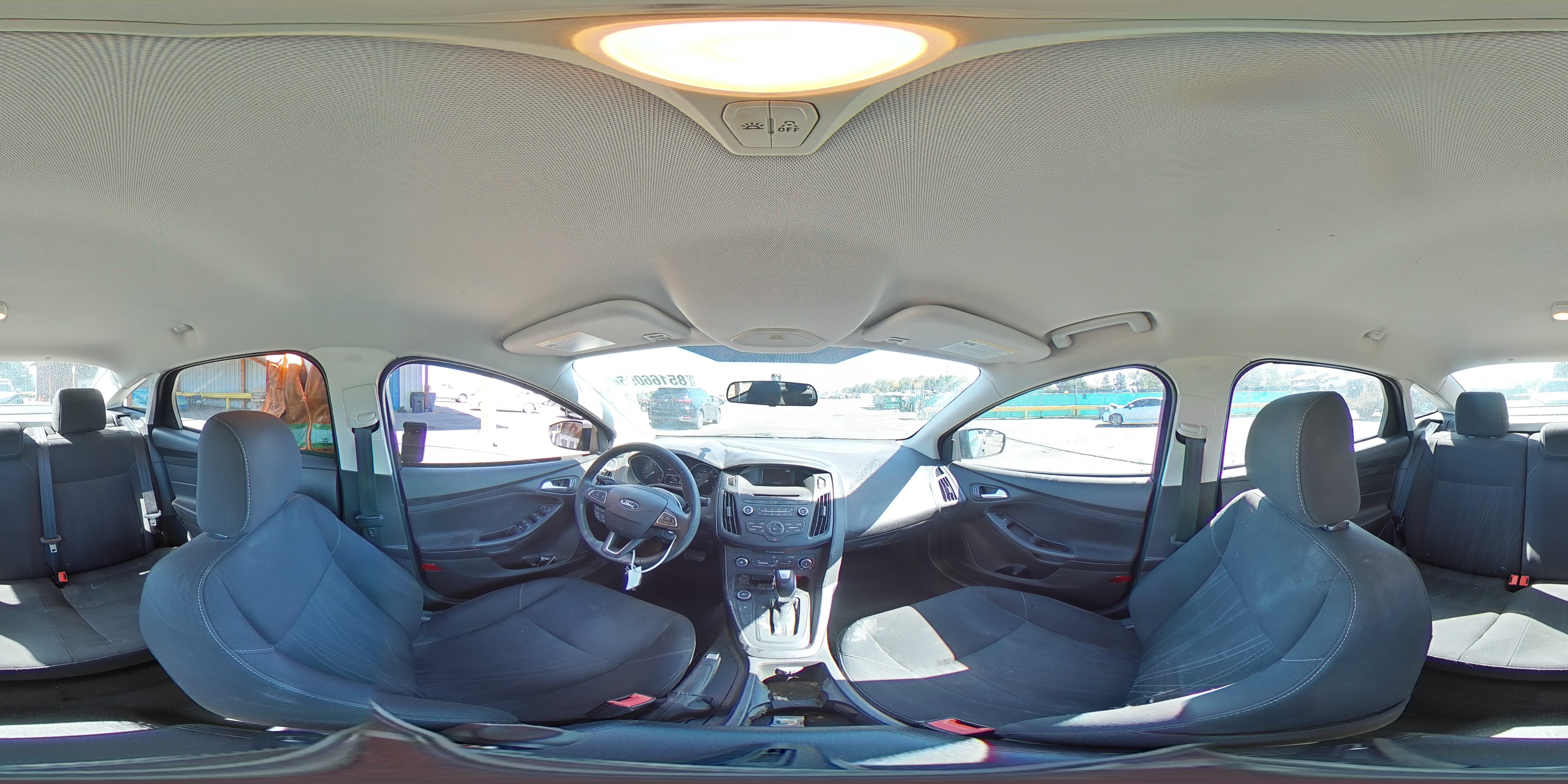 2015 Ford Focus Se VIN: 1FADP3F20FL374743 Lot: 85166095