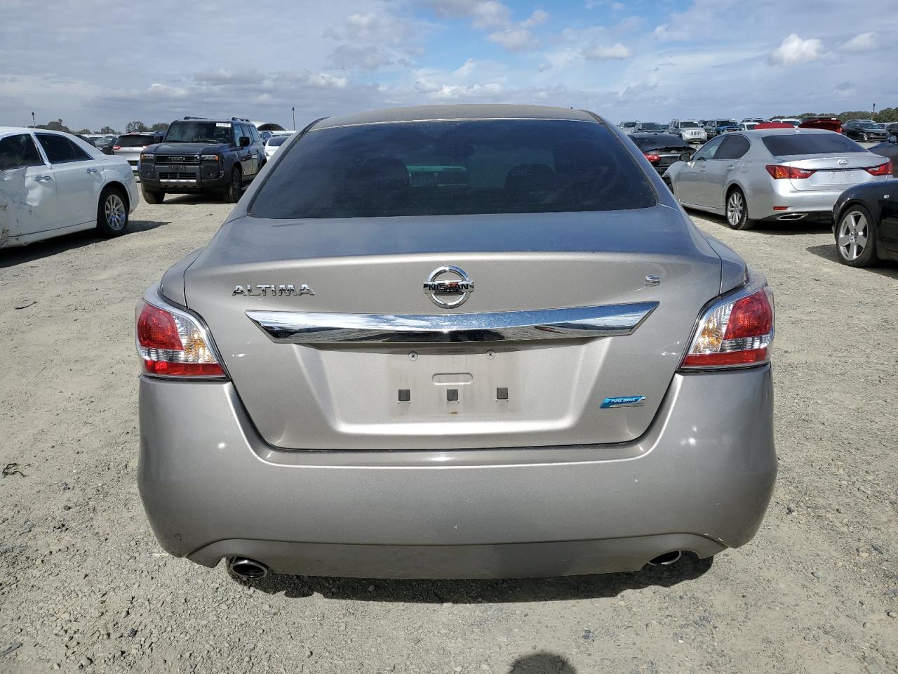 2014 Nissan Altima 2.5 VIN: 1N4AL3AP4EN331110 Lot: 82455855