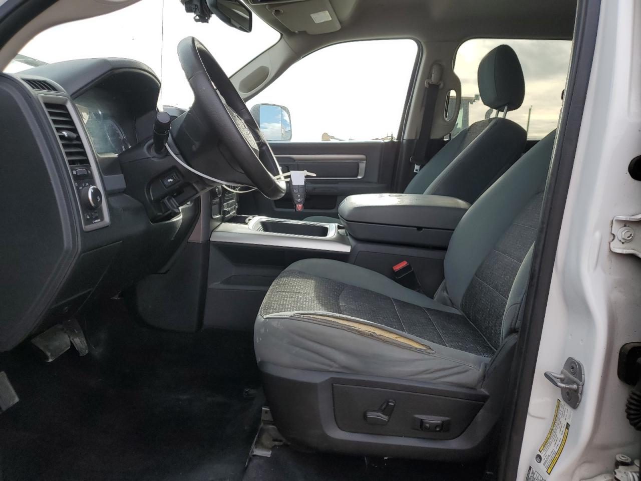 2015 Dodge Ram 3500 VIN: 2ATM07294FG601216 Lot: 85737785