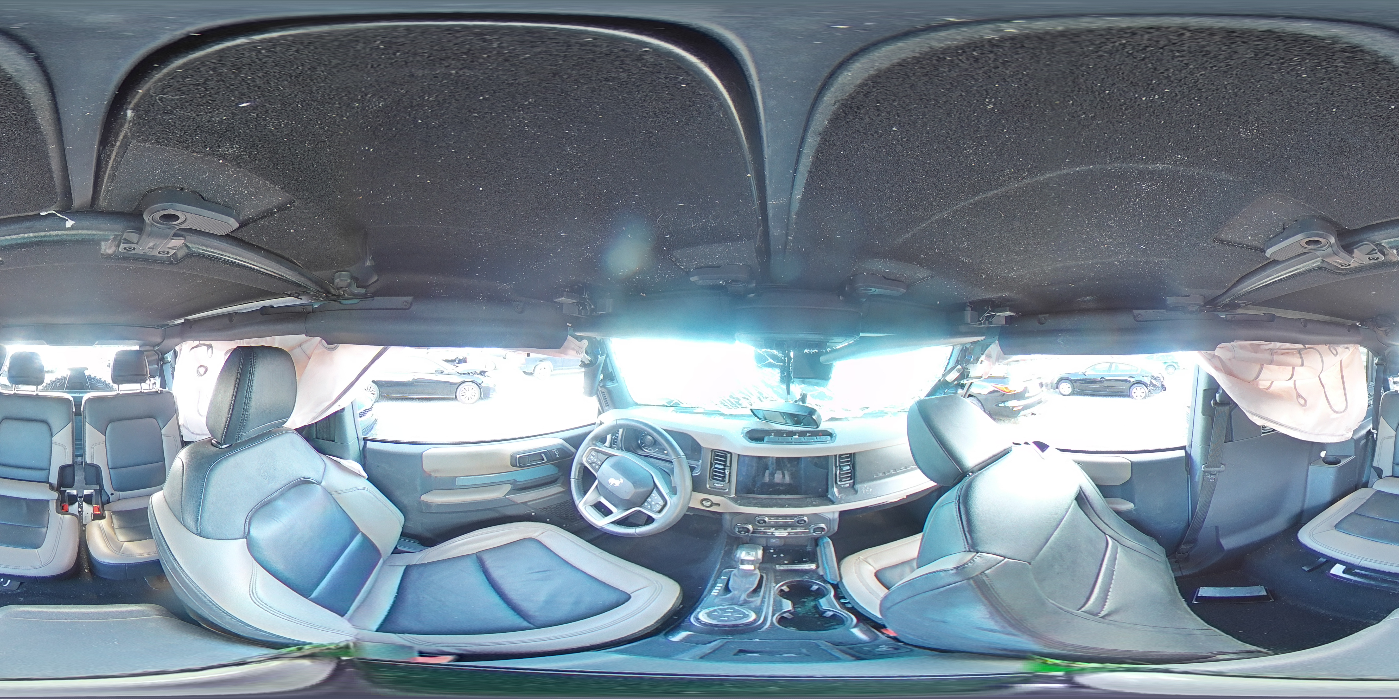 2023 Ford Bronco Base VIN: 1FMDE5CPXPLC14605 Lot: 85784705