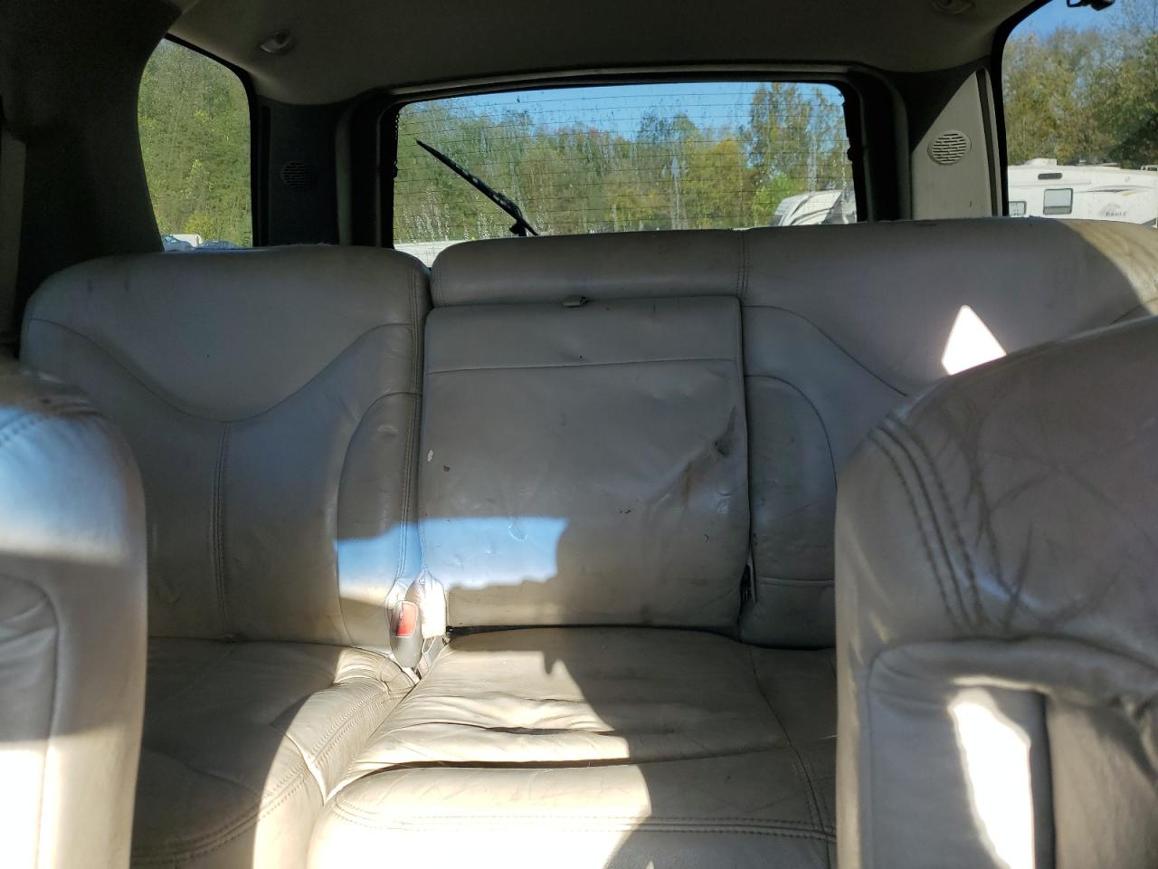 2001 GMC Yukon VIN: 1GKEK13T61J117934 Lot: 82625335