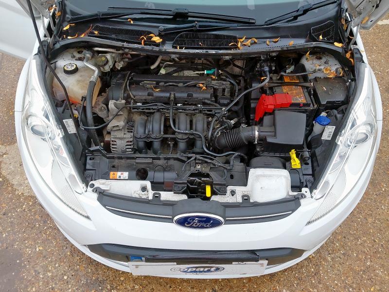 2011 FORD FIESTA TITANIUM 