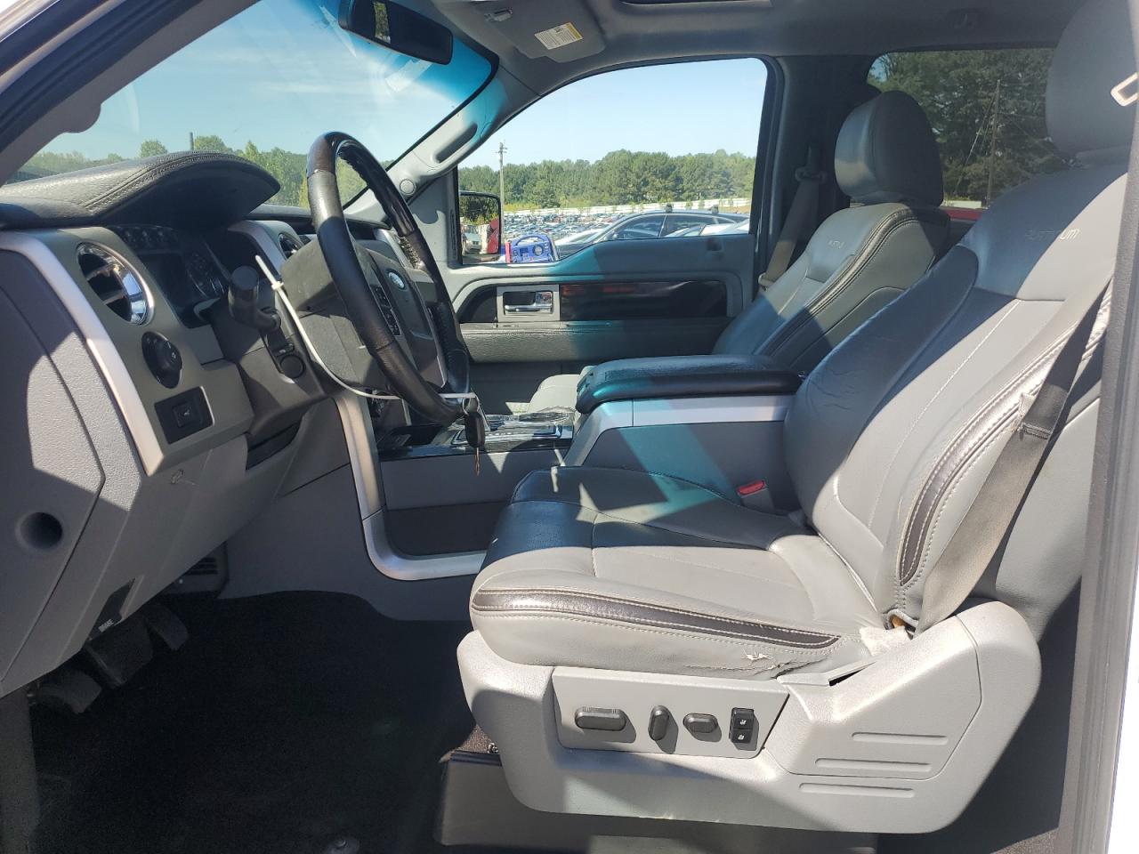 2011 Ford F150 Supercrew VIN: 1FTFW1CT8BFA77221 Lot: 81958245