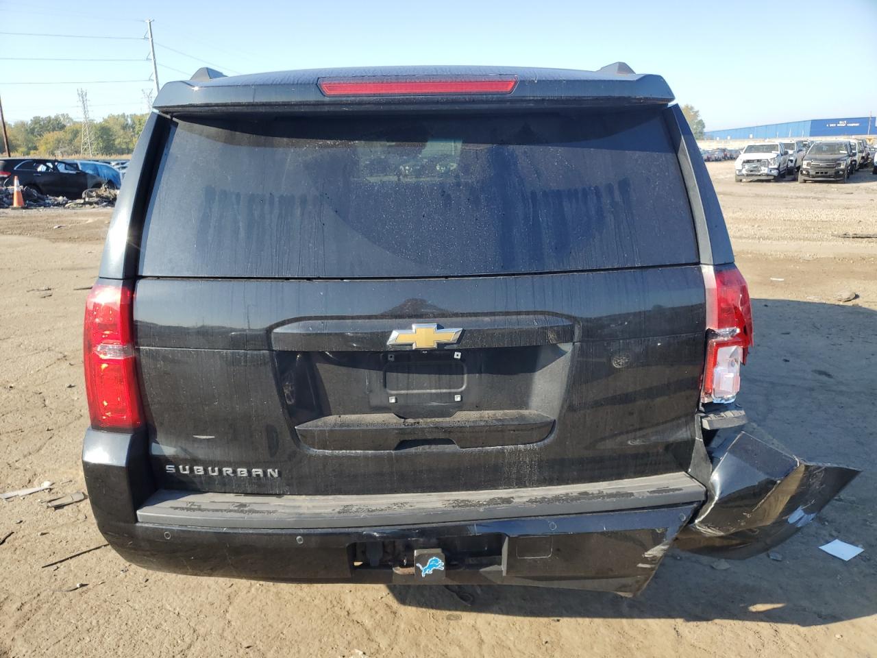 2015 Chevrolet Suburban K1500 Lt VIN: 1GNSKJKC5FR140654 Lot: 82438495