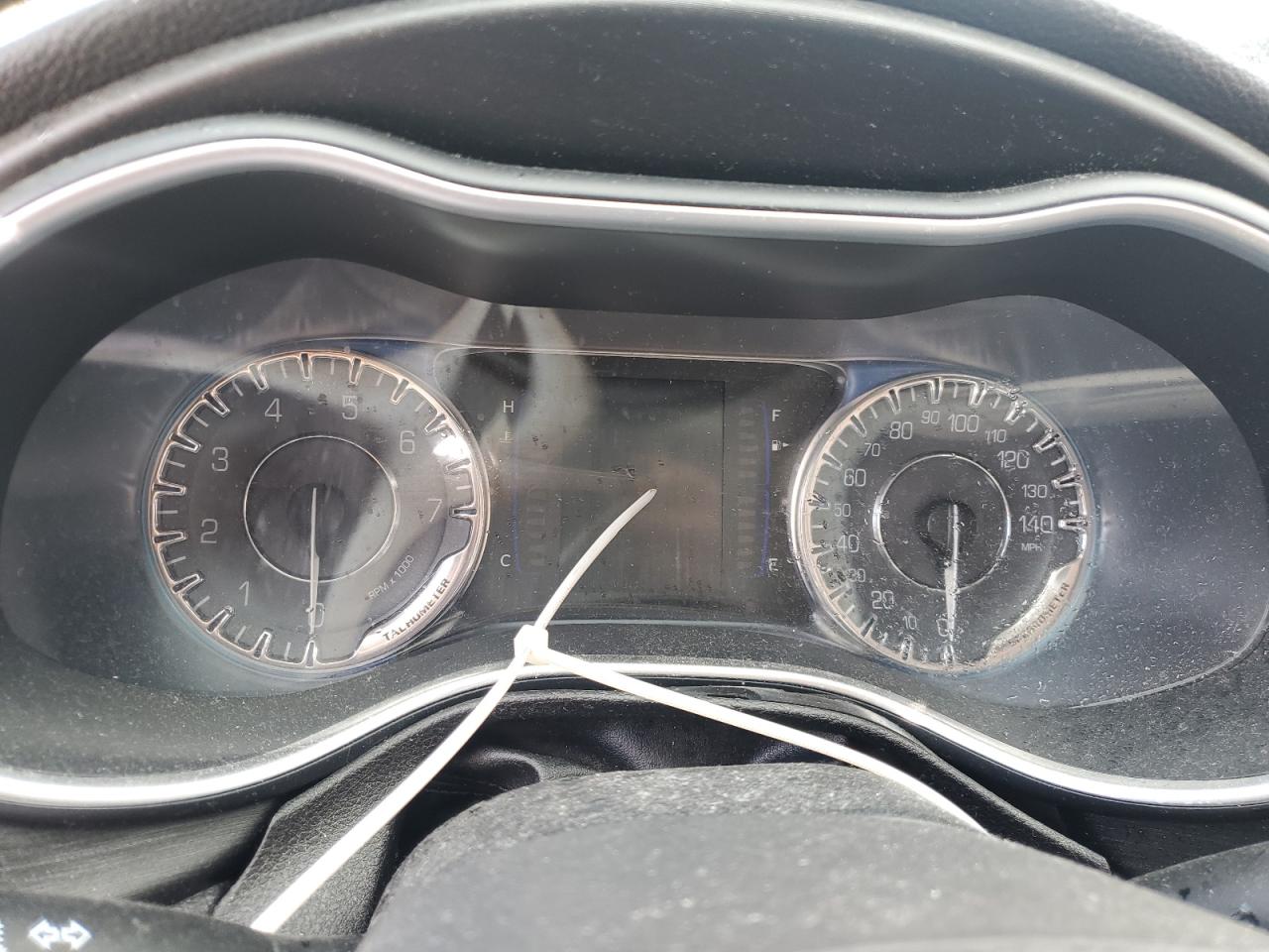 2015 Chrysler 200 Limited VIN: 1C3CCCAB4FN550503 Lot: 82641545