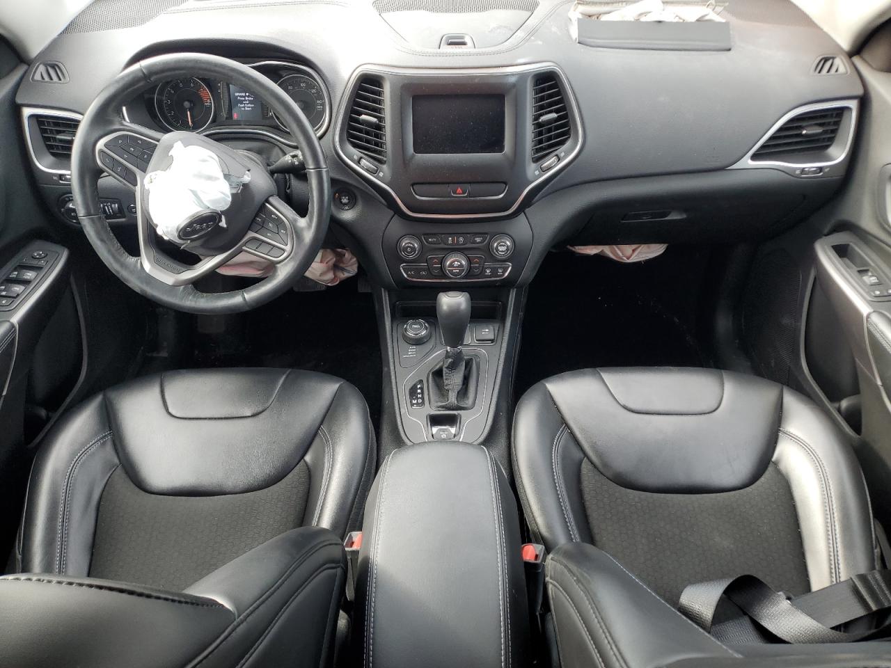 2019 Jeep Cherokee Latitude Plus VIN: 1C4PJMLX7KD168290 Lot: 90615565