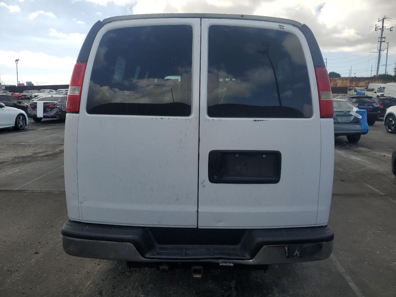 2012 Chevrolet Express G1500 Lt VIN: 1GNSGCF40C1156545 Lot: 85531635