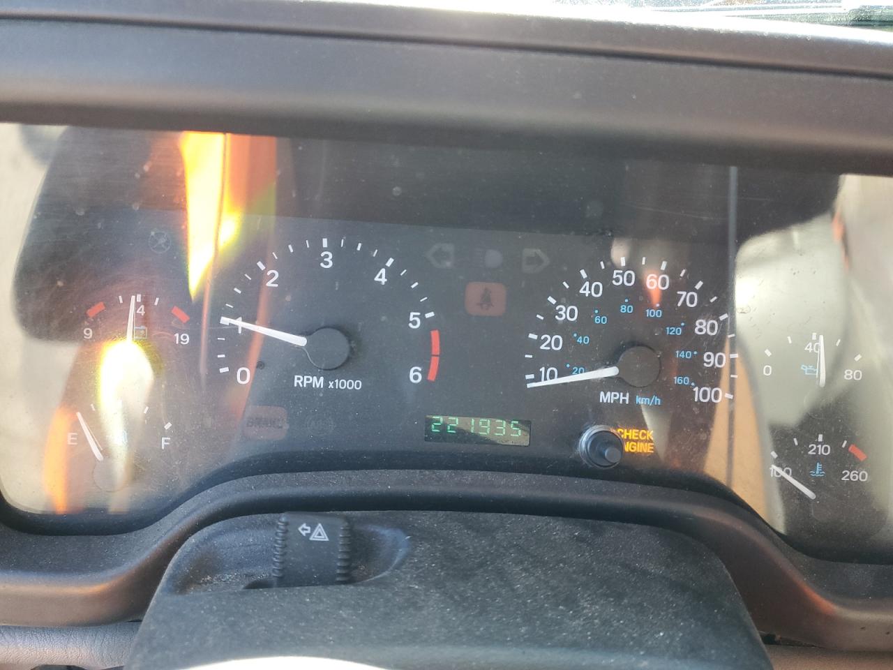 1998 Jeep Wrangler / Tj Sport VIN: 1J4FY19S9WP760614 Lot: 86311975