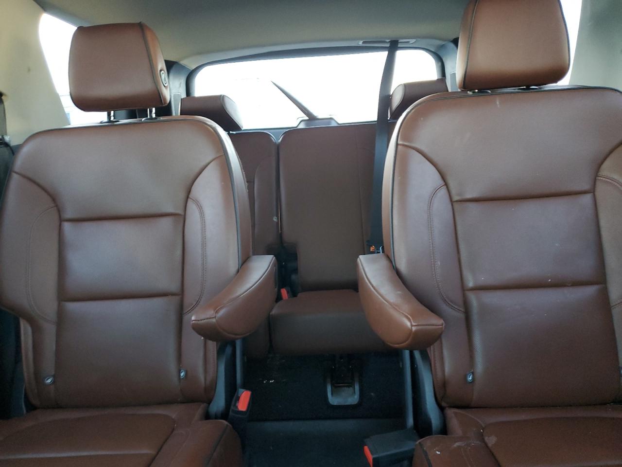 2018 Chevrolet Traverse High Country VIN: 1GNEVKKW4JJ134033 Lot: 82693205