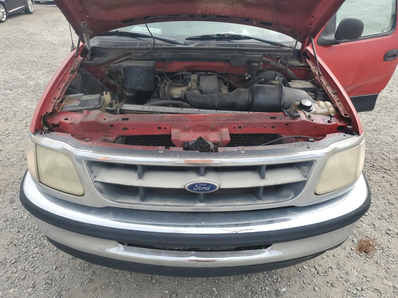 1998 Ford F150 VIN: 1FTZX1727WNB81383 Lot: 82207575