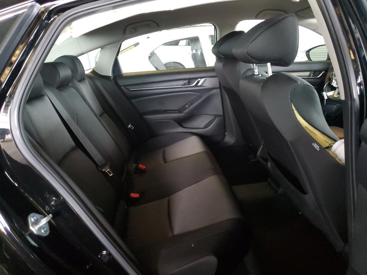 2022 Honda Accord Lx VIN: 1HGCV1F15NA002544 Lot: 82233995