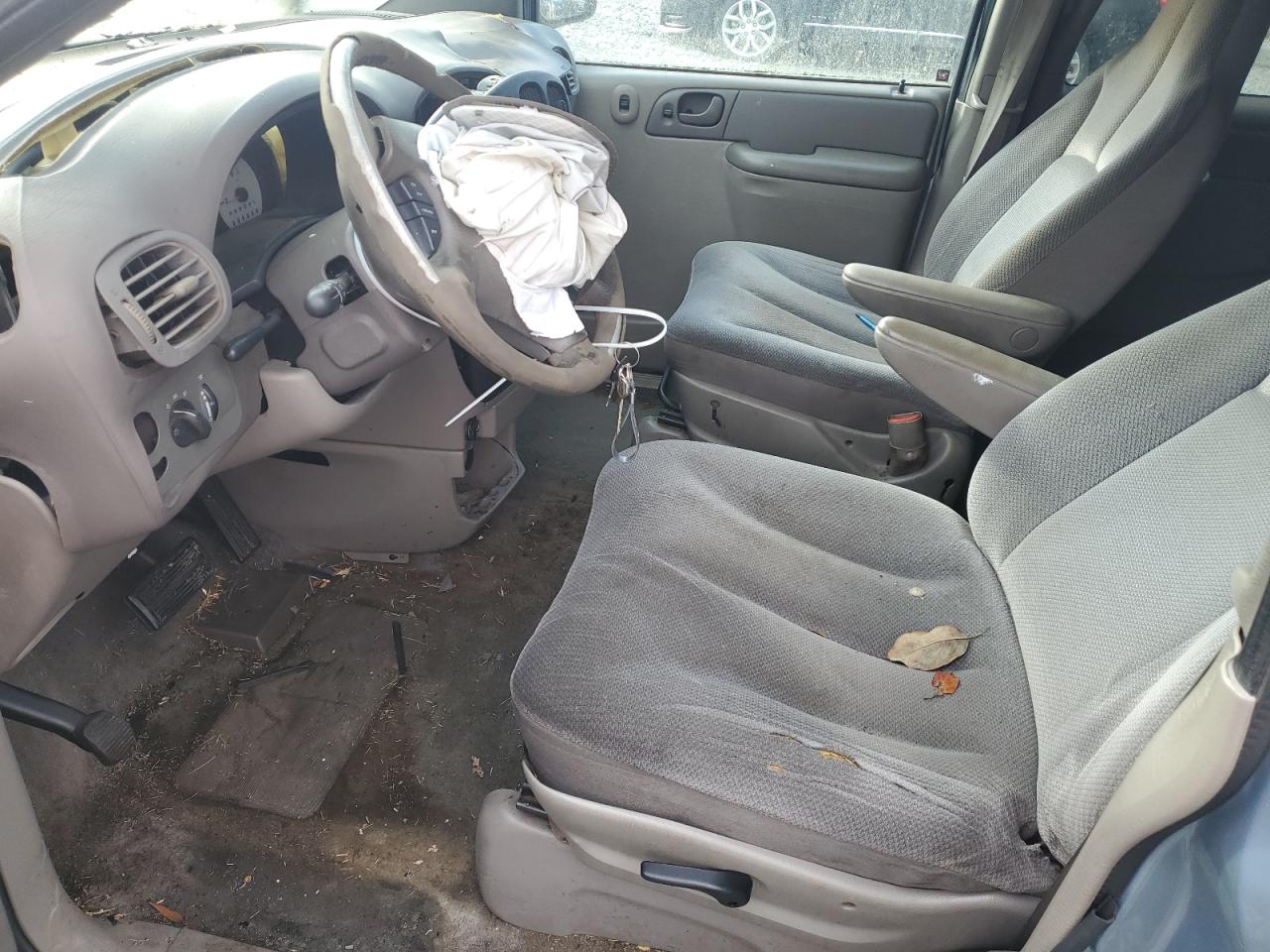 2003 Dodge Caravan Se VIN: 1D4GP25303B137346 Lot: 81940345