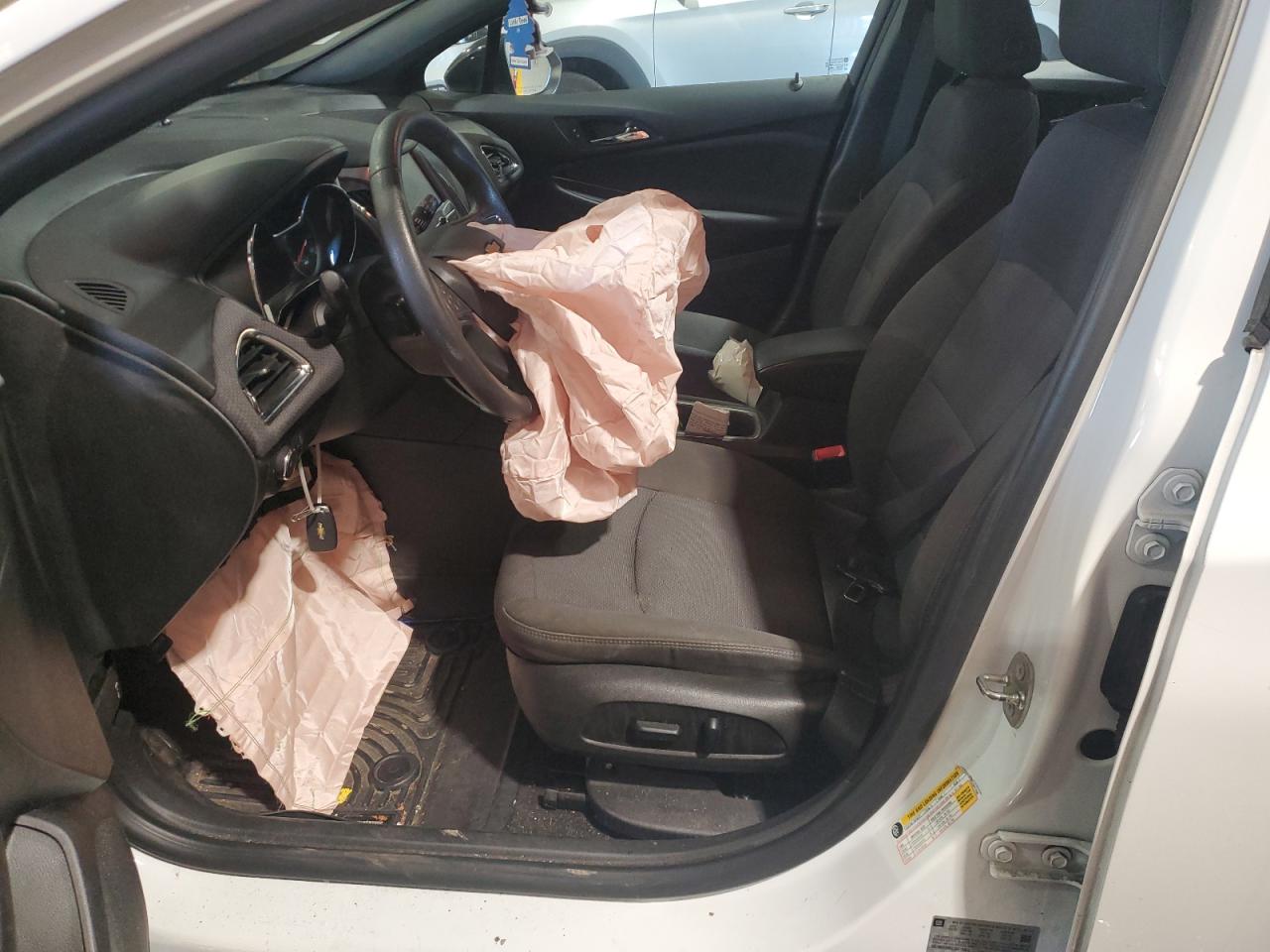 2018 Chevrolet Cruze Lt VIN: 3G1BE6SM2JS617450 Lot: 85680695