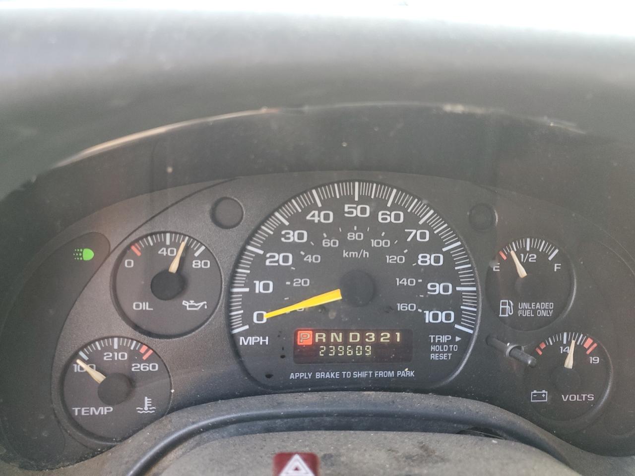 2000 Chevrolet Express G2500 VIN: 1GCFG25W9Y1206096 Lot: 86125205