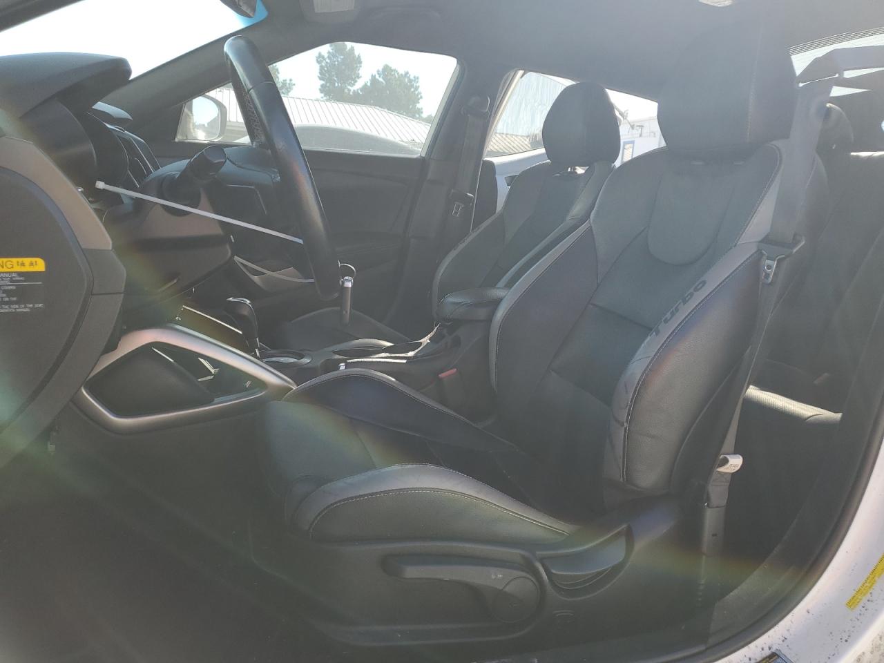 2016 Hyundai Veloster Turbo VIN: KMHTC6AE7GU304135 Lot: 80645175