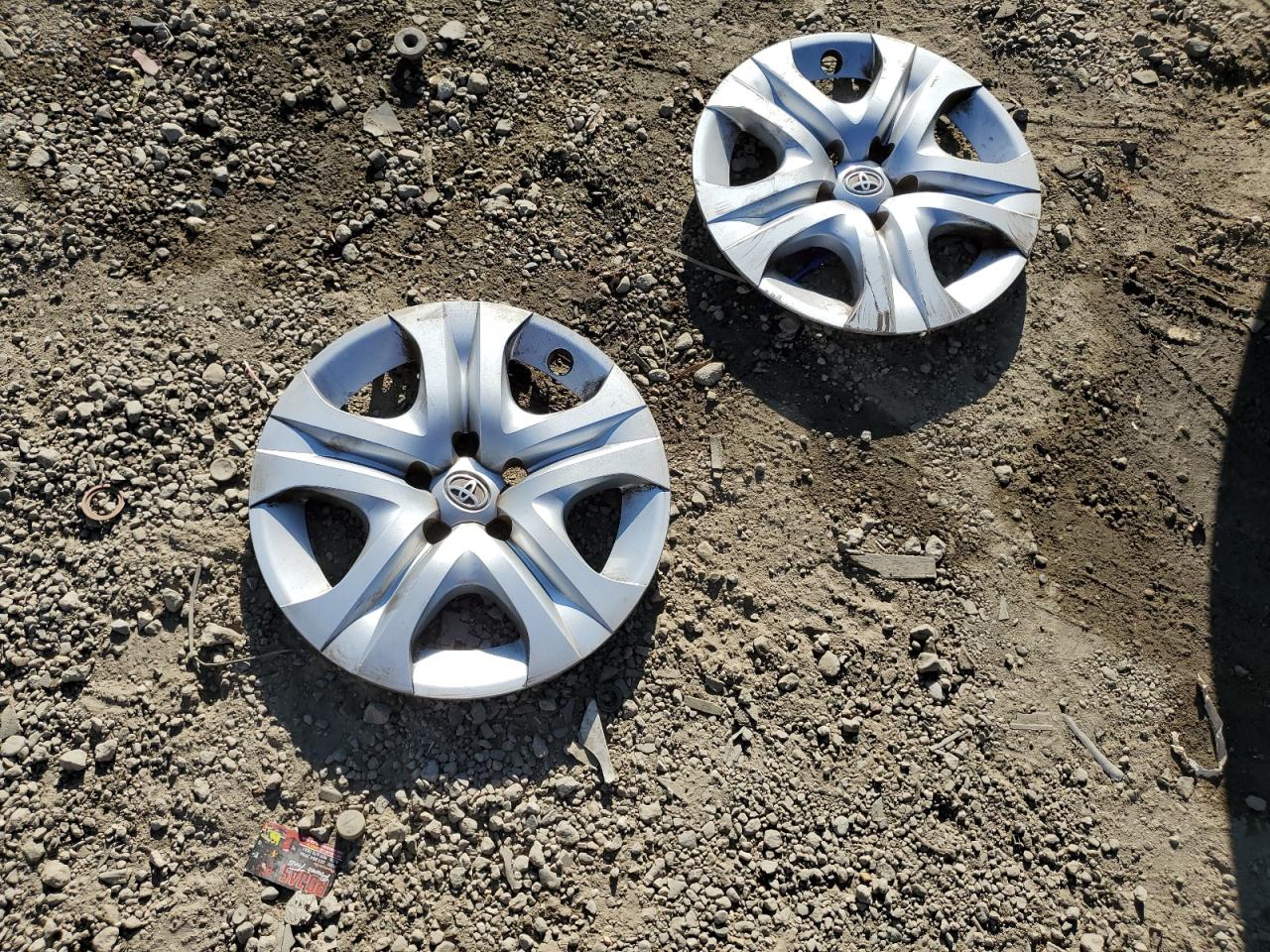 2015 Toyota Rav4 Le VIN: JTMZFREVXFJ032715 Lot: 82369825