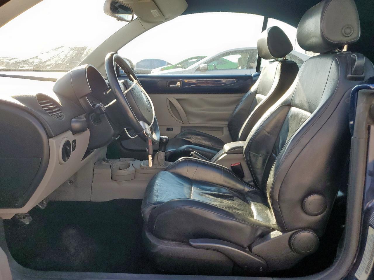 2004 Volkswagen New Beetle Gls VIN: 3VWCD31Y54M338517 Lot: 85913105