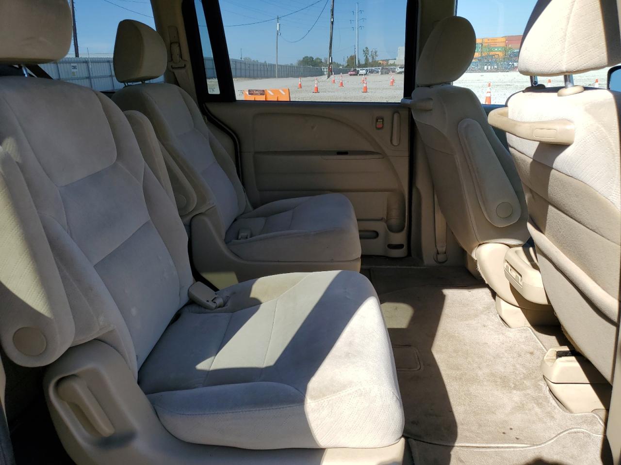 2008 Honda Odyssey Lx VIN: 5FNRL38258B063386 Lot: 84910205