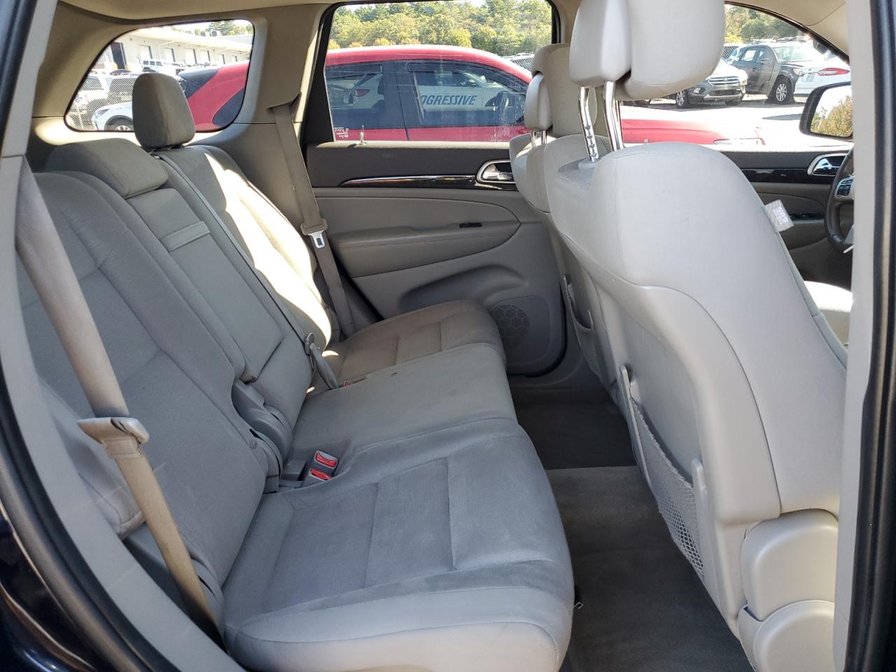 2011 Jeep Grand Cherokee Laredo VIN: 1J4RR4GG5BC641129 Lot: 86299335