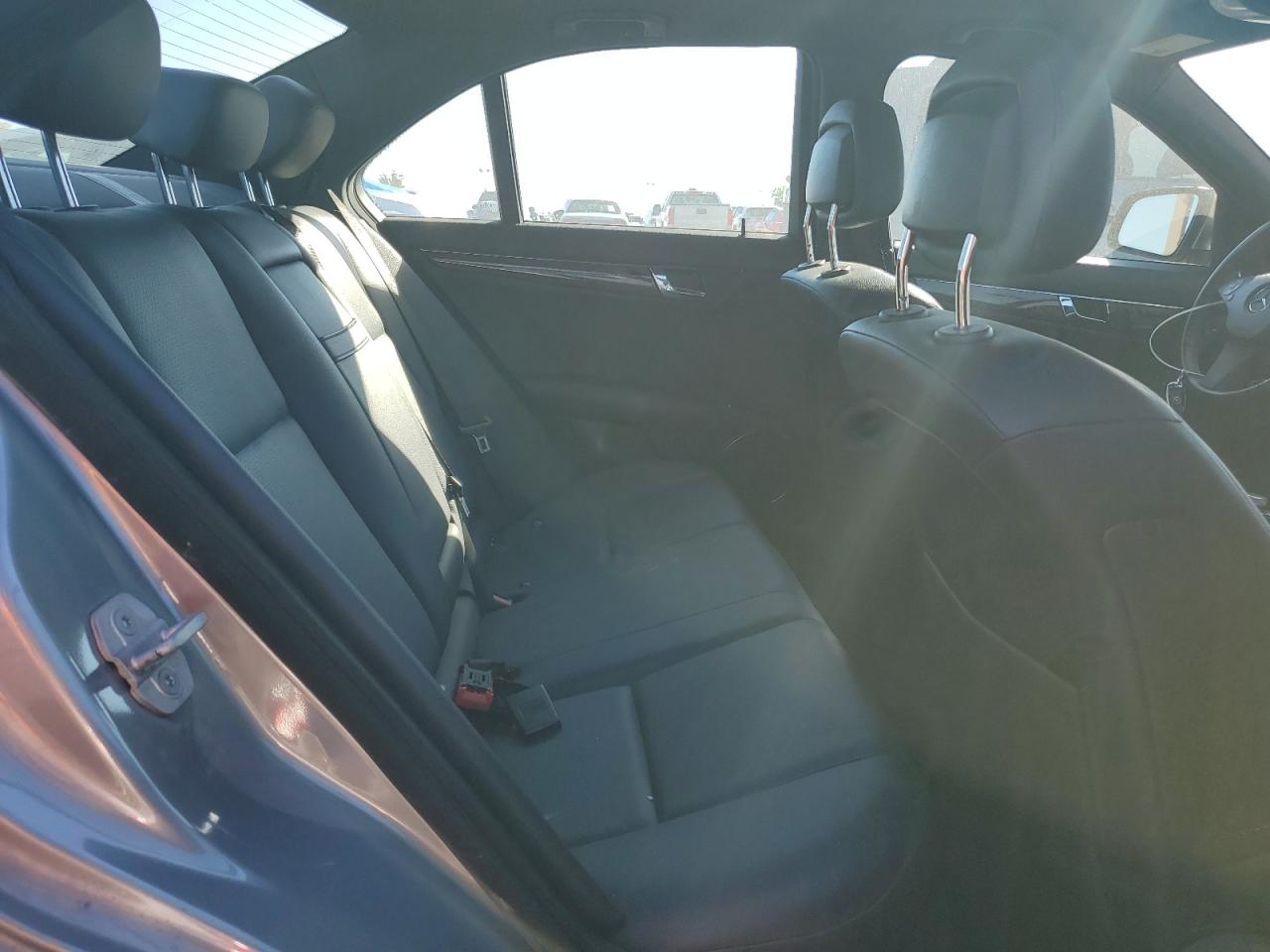 2009 Mercedes-Benz C 350 VIN: WDDGF56X69R064279 Lot: 85100945