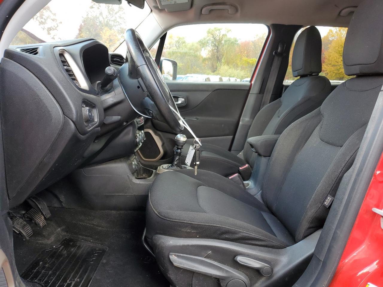2015 Jeep Renegade Latitude VIN: ZACCJBBHXFPB50242 Lot: 87482715